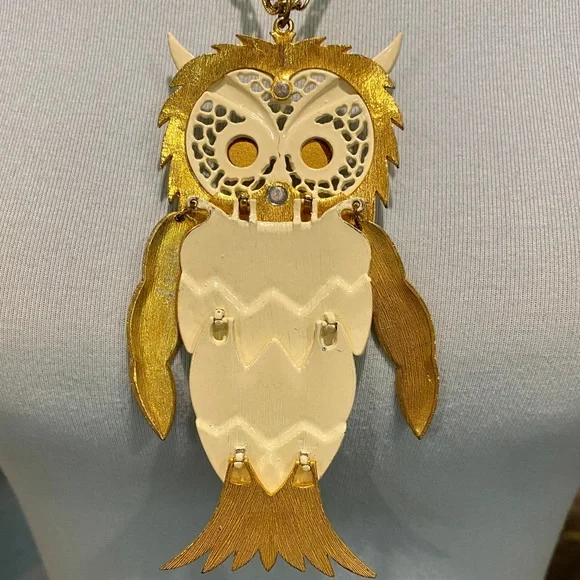 Vintage Owl Necklace With Hinged Parts - Picture 9 of 9